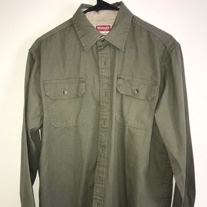 Men’s wrangler button up